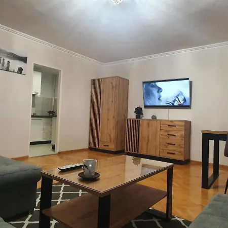 Apartamentyprzymorzu Drzymaly Blisko Dworca Apartmán